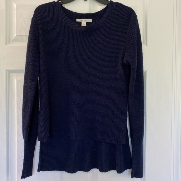 High Low Sweater - Picture 1 of 3